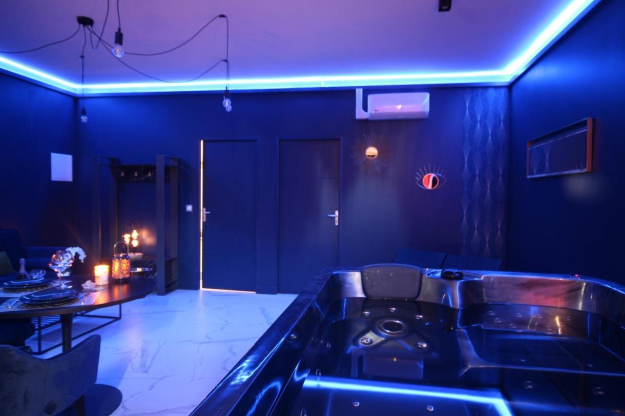 Suite Blue Jacuzzi Le Breuil  ภายนอก รูปภาพ